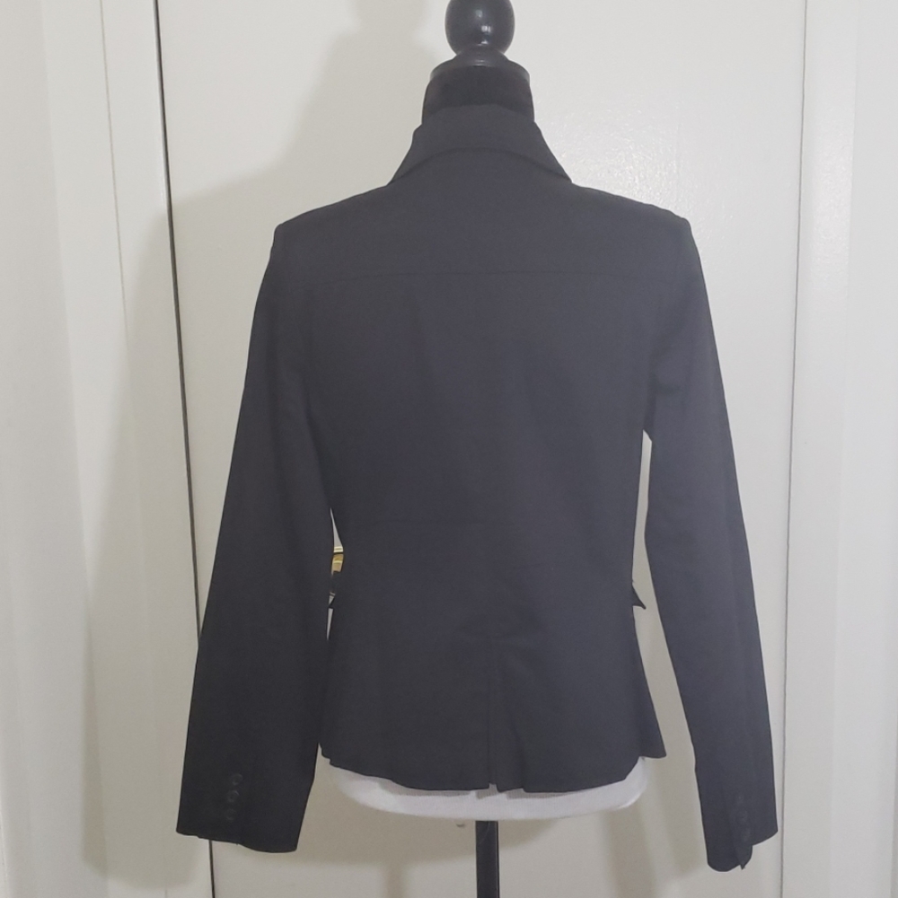 Blazer - Picture 4 of 6